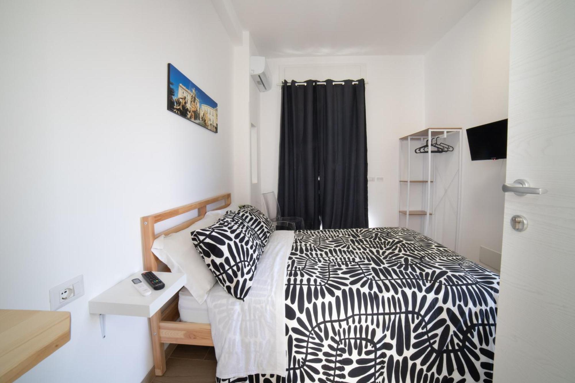סירקוזה Residence Le Tre Piazze מראה חיצוני תמונה